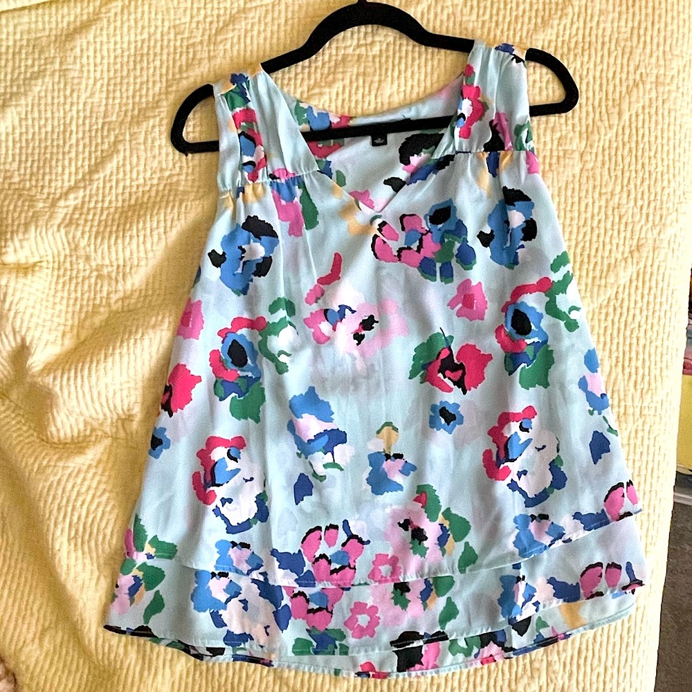 Vneck Abstract Sleeveless Blouse